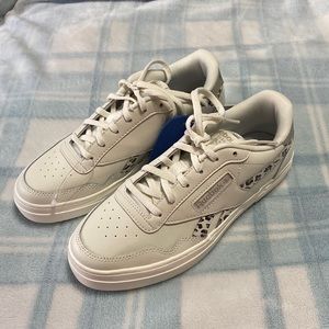 Reebok Classic Sneakers